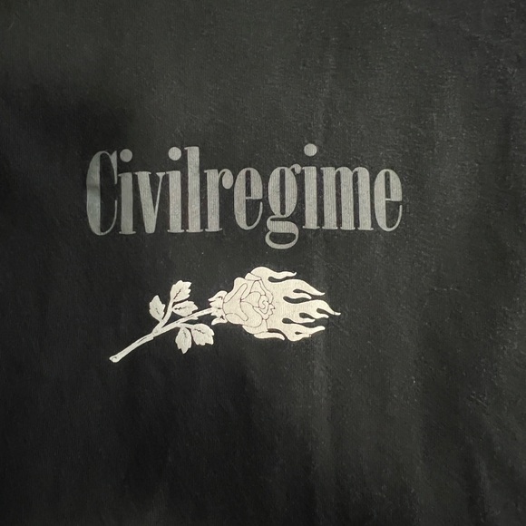 Black Short Sleeve Crew Neck Tee - Picture 2 of 6